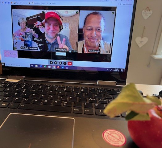 Poddinspelning online. Röda äpplet från trädet