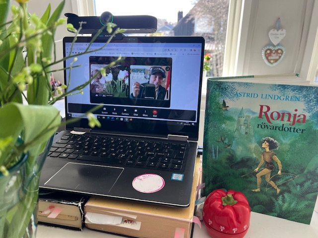 Gapet mellan nu och framåt, Ronja och tiden!